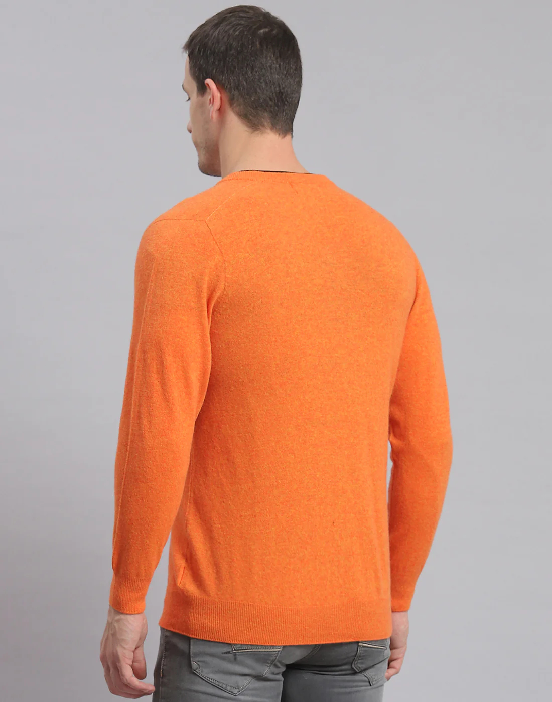 Men Orange Solid V Neck Full Sleeve Sweater - Image 6