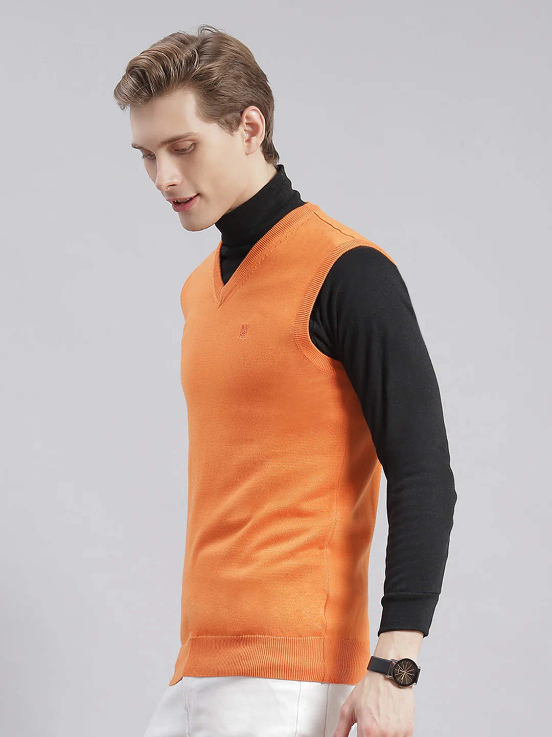 Men Orange Solid V Neck Sleeveless Sweaters/Pullovers - Image 5