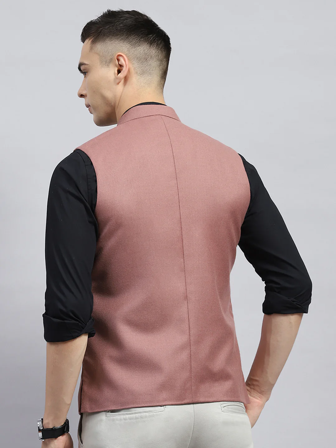 Men Peach Solid Band Collar Sleeveless Jacket - Image 5