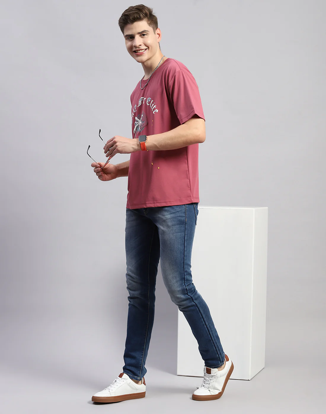Men Pink Printed Round Neck Half Sleeve T-Shirt - Image 6