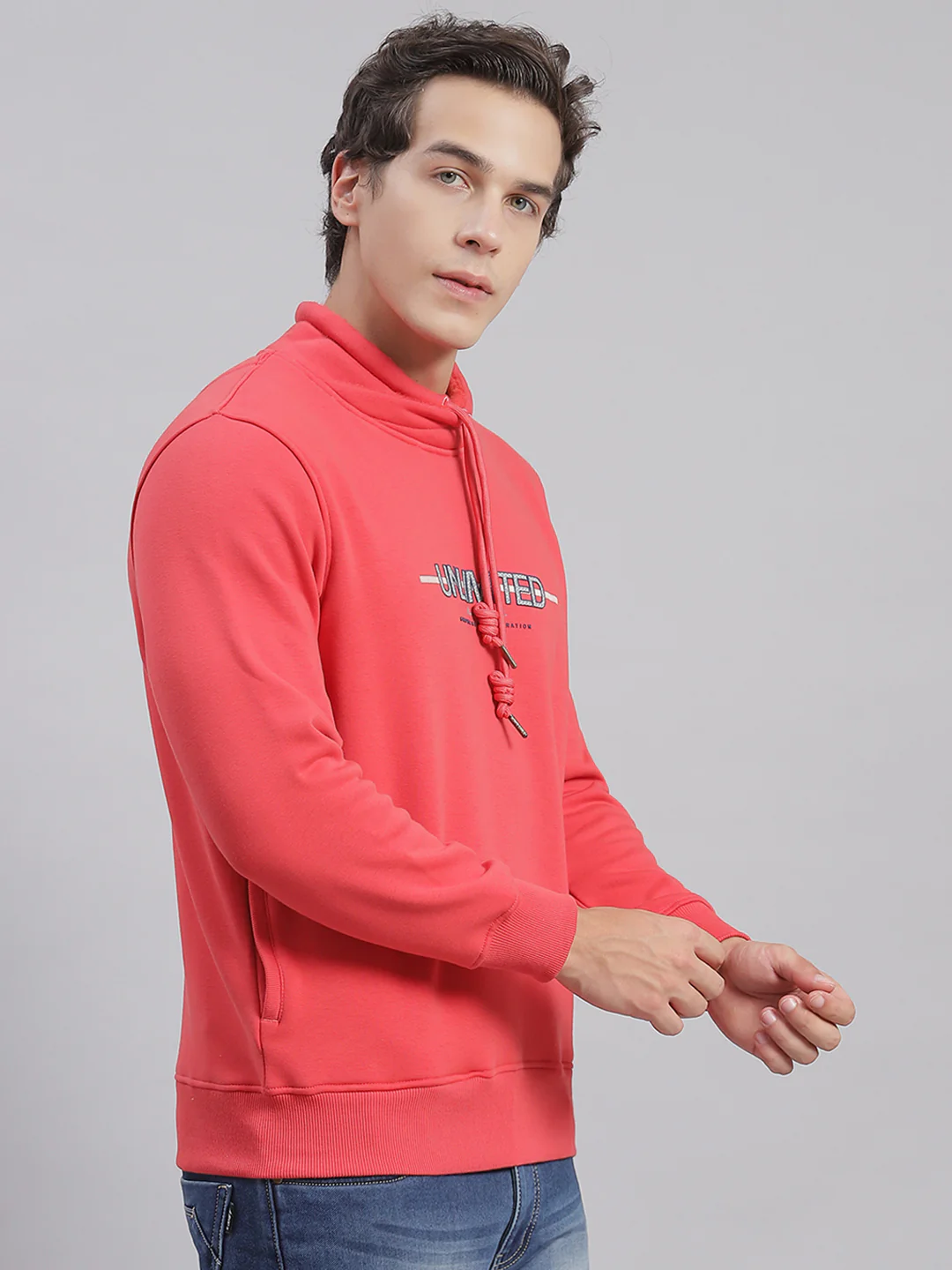 Men Pink Solid F Neck Full Sleeve Sweatshirts - Image 4