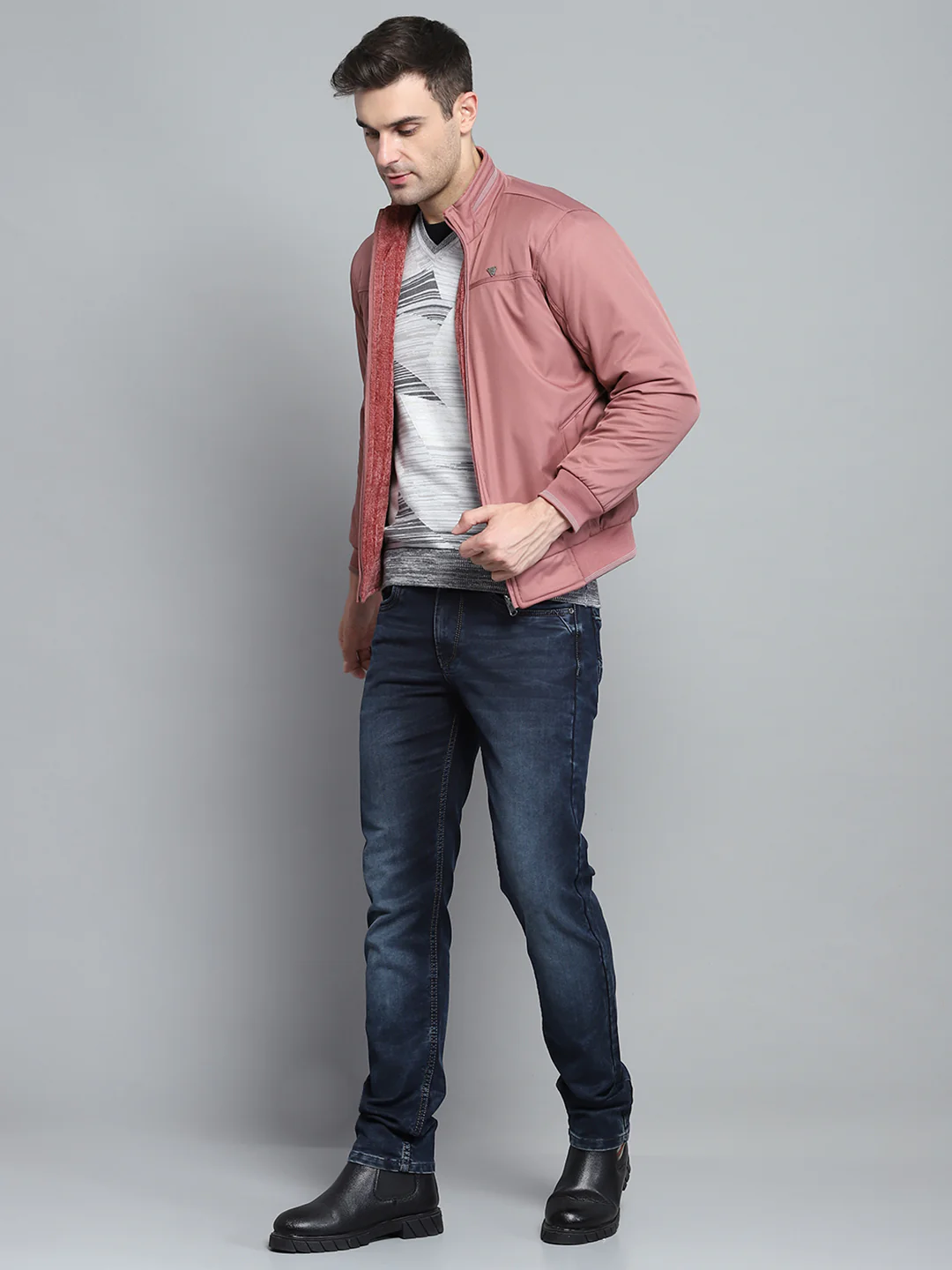 Men Pink Solid Mock Neck Full Sleeve Jacket - Image 6