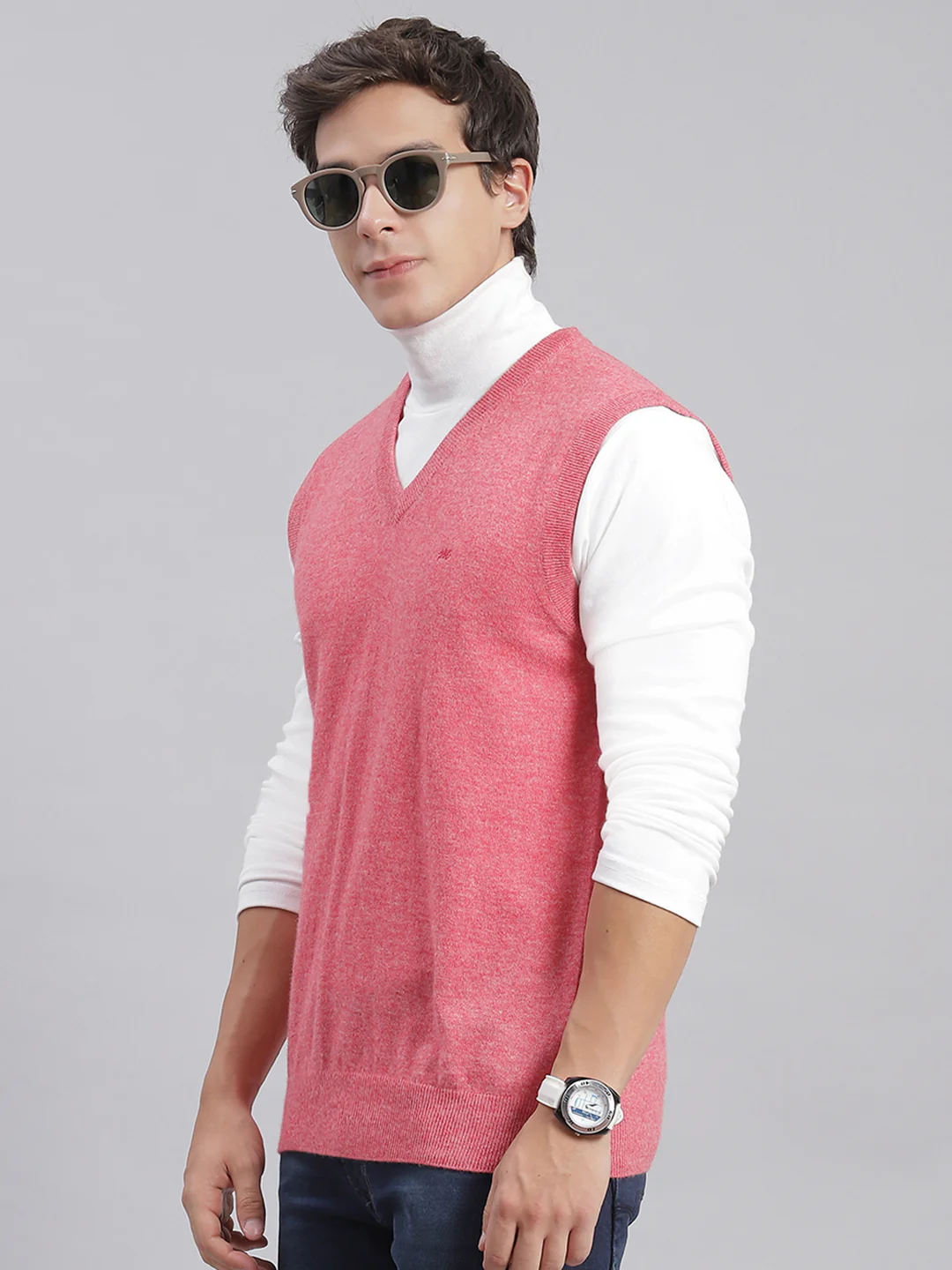 Men Pink Solid V Neck Sleeveless Sweaters/Pullovers - Image 3