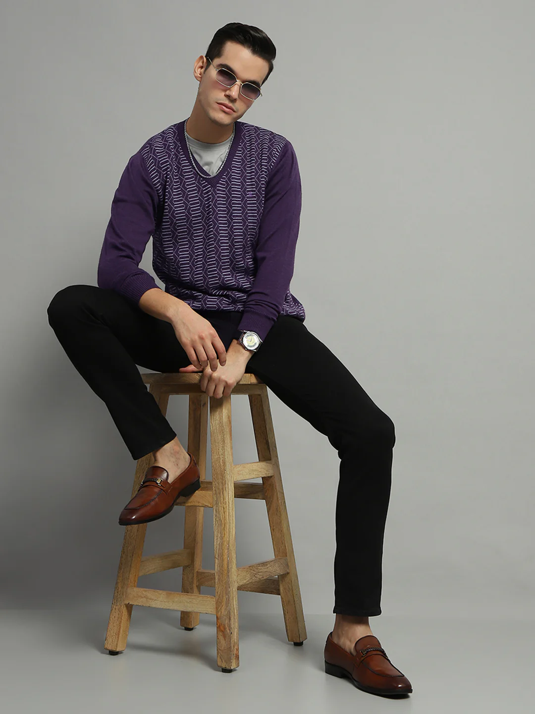 Luxuria Men Purple Self Design V Neck Full Sleeve Pullover - Image 2