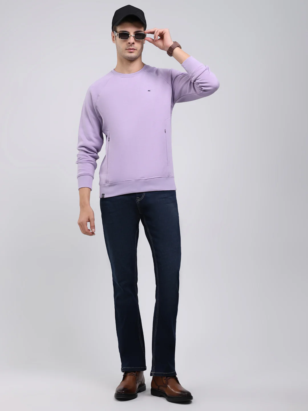 Men Purple Solid Round Neck Full Sleeve Sweatshirt - Image 2