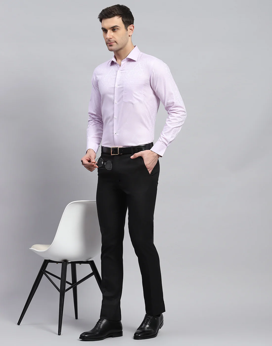 Men Purple Solid Spread Collar Full Sleeve Shirt - Image 2