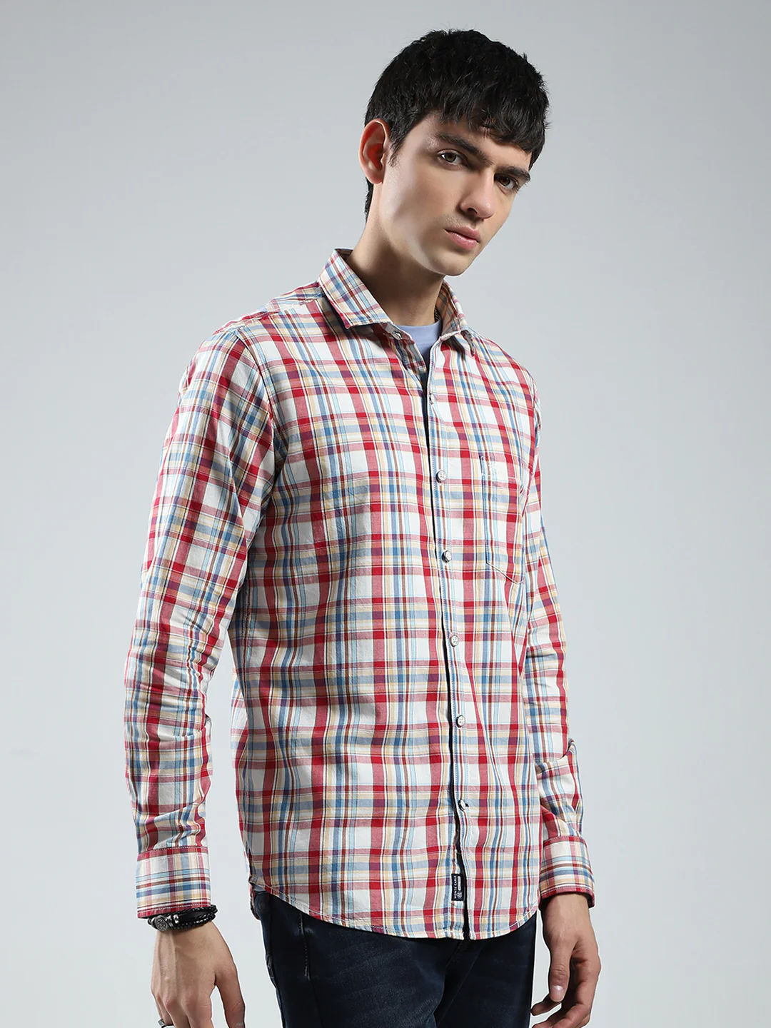 Men Red Check Collar Full Sleeve Shirt - Image 4