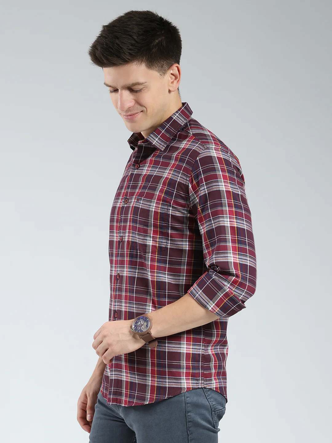 Men Red Check Collar Full Sleeve Shirt - Image 3