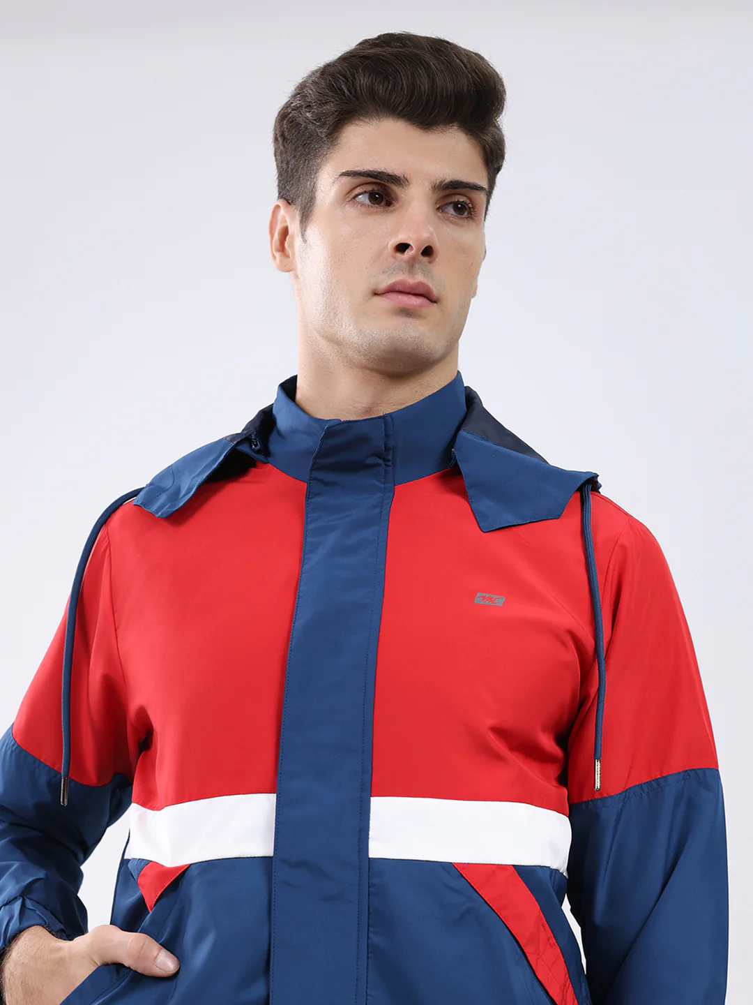 Men Red Colourblocked Hooded Full Sleeve Jacket - Image 7
