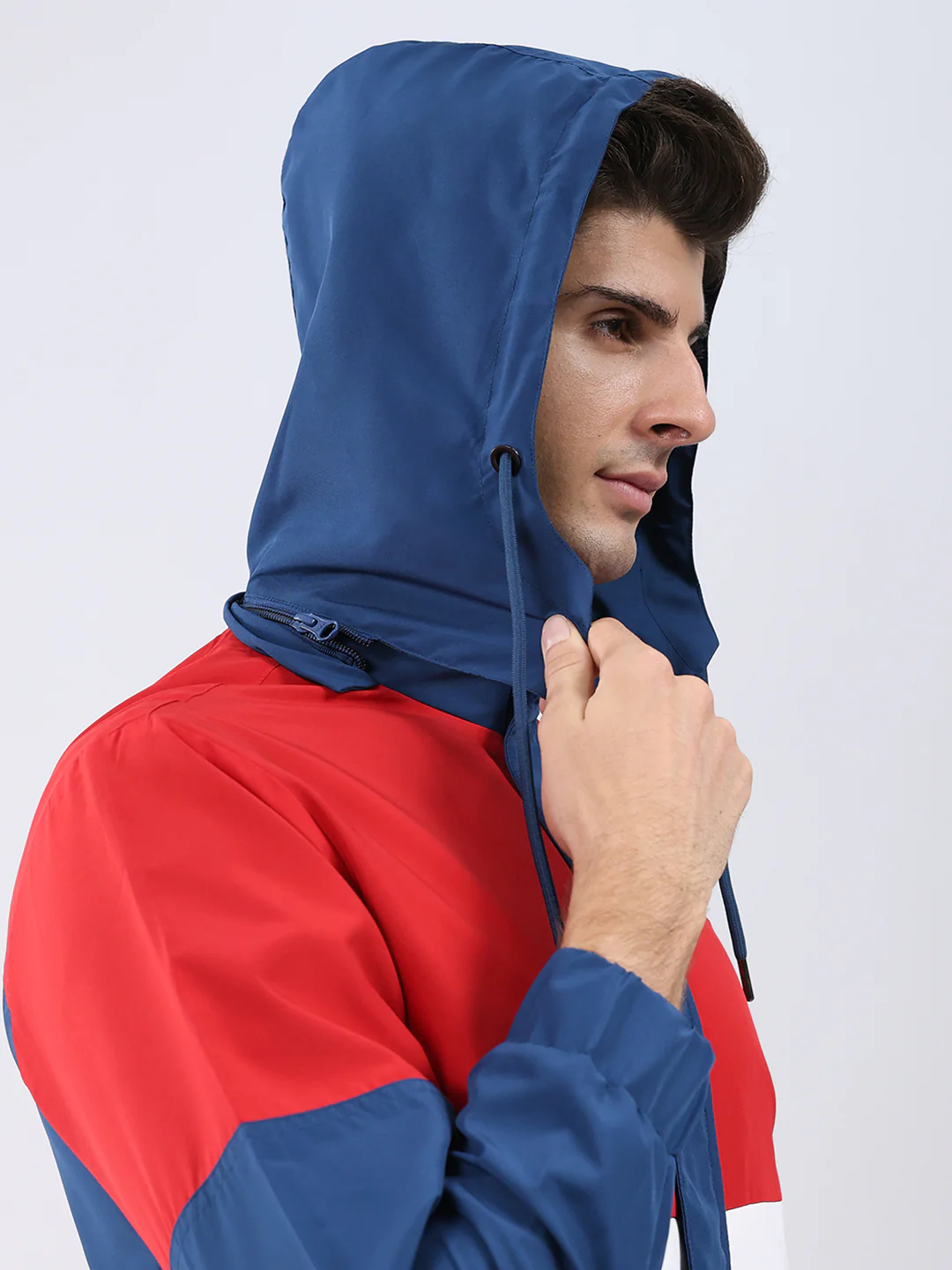 Men Red Colourblocked Hooded Full Sleeve Jacket - Image 8