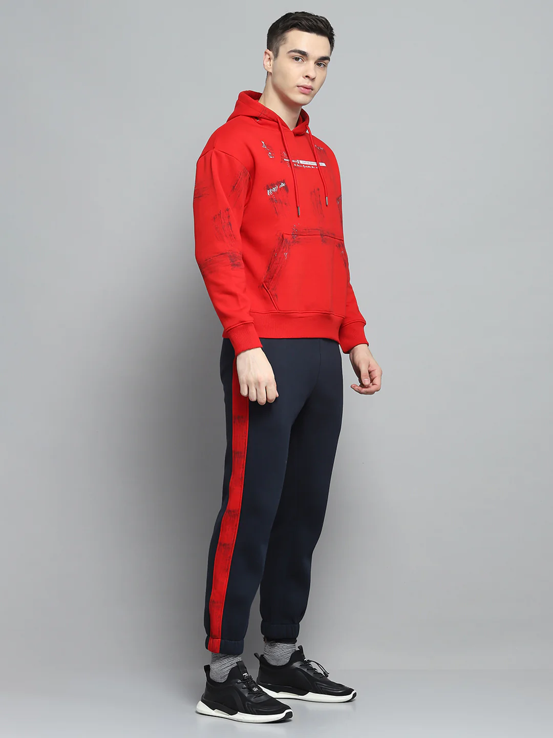 Men Red & Navy Blue Printed Hooded Full Sleeve Winter Tracksuit - Image 4