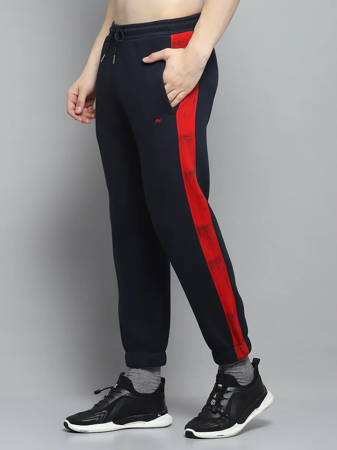 Men Red & Navy Blue Printed Hooded Full Sleeve Winter Tracksuit - Image 7
