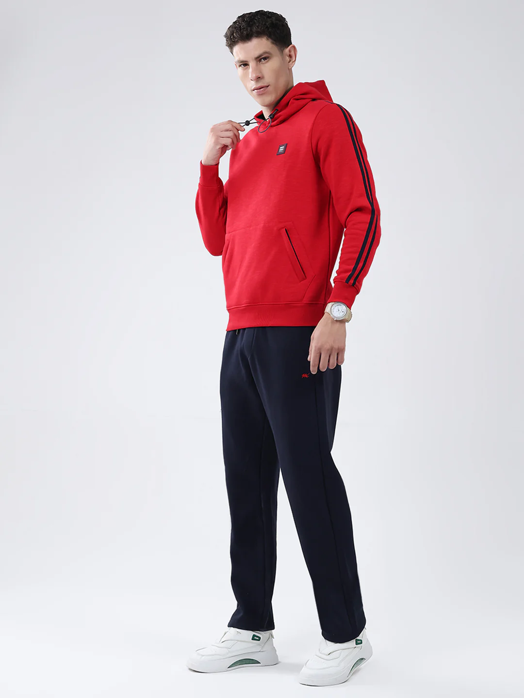 Men Red & Navy Blue Solid Hooded Full Sleeve Winter Tracksuit - Image 3