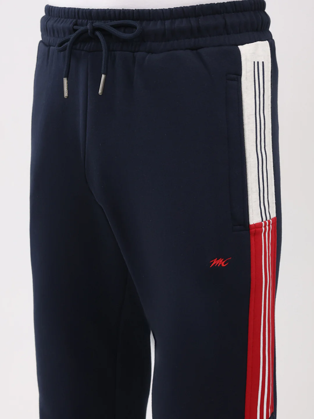 Men Red Printed Collar Full Sleeve Winter Tracksuit - Image 8
