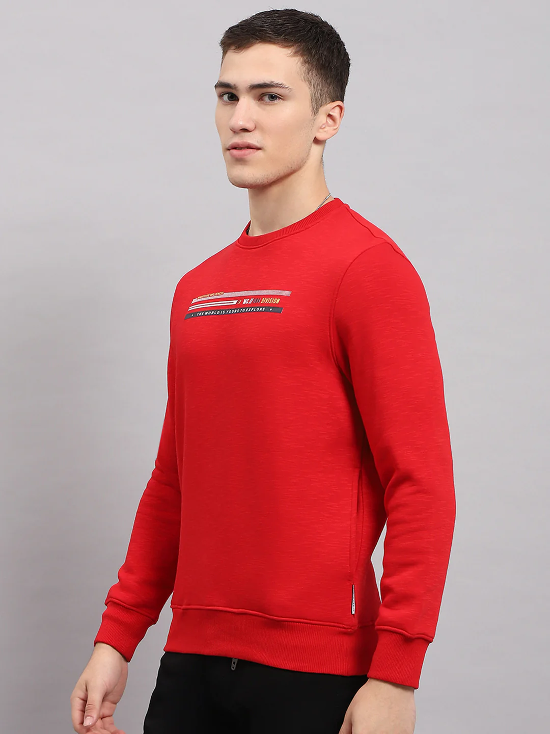 Men Red Printed Round Neck Full Sleeve Sweatshirt - Image 3