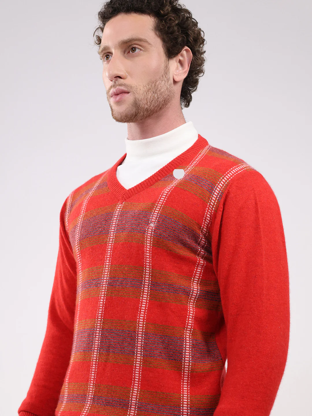 Men Red Printed V Neck Full Sleeve Pullover - Image 6