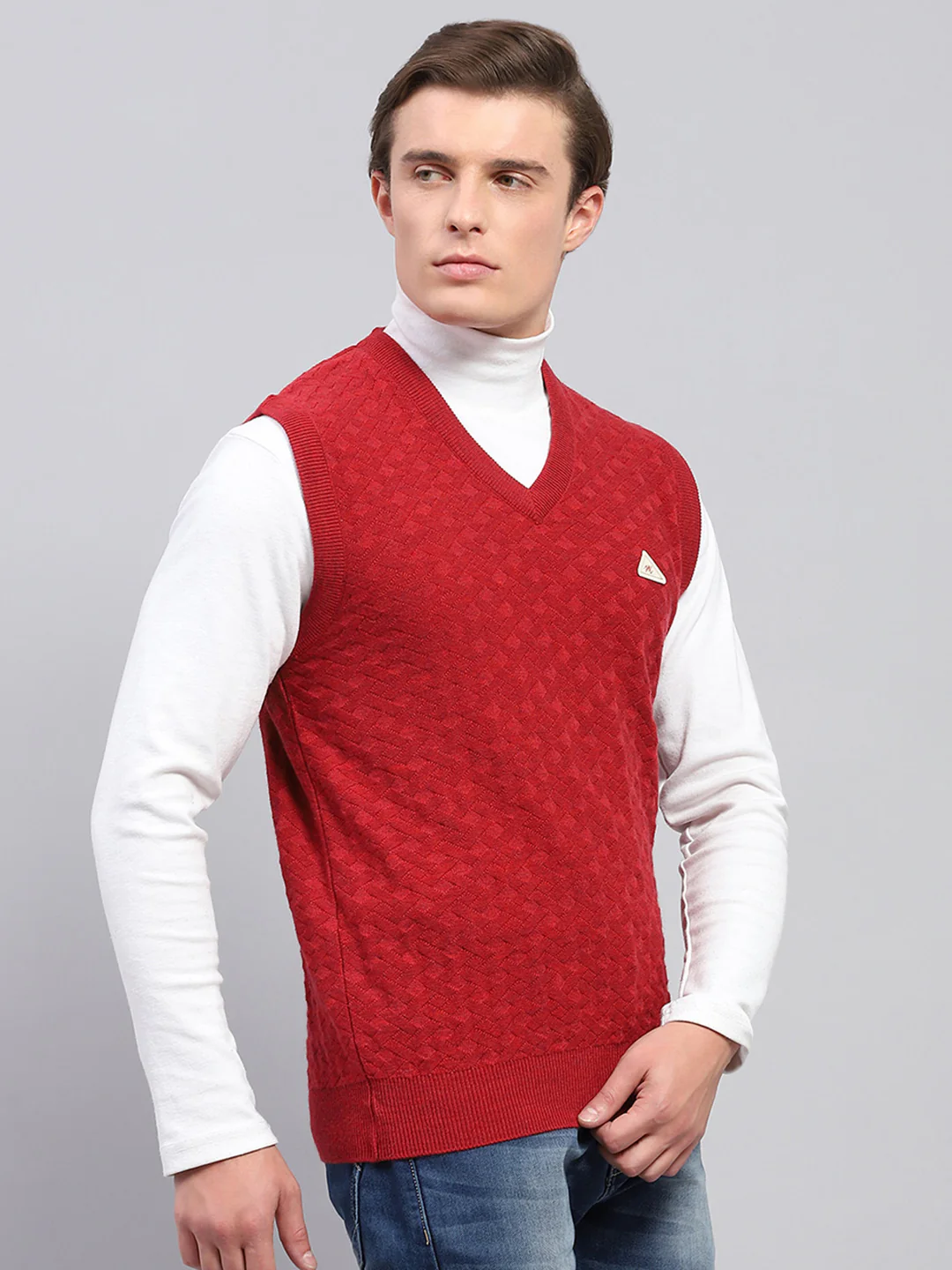 Men Red Self Design V Neck Sleeveless Sweater - Image 4