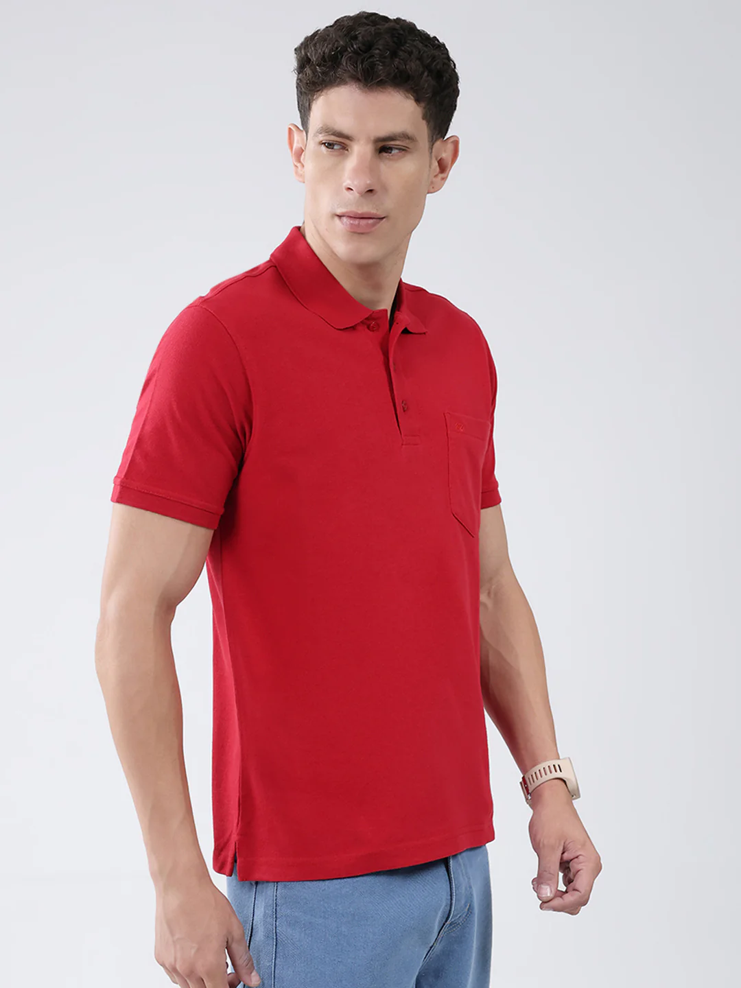 Men Red Solid Collar Half Sleeve T-Shirt - Image 4