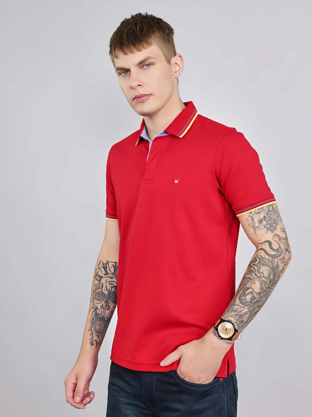 Men Red Solid Collar Half Sleeve T-Shirt - Image 2