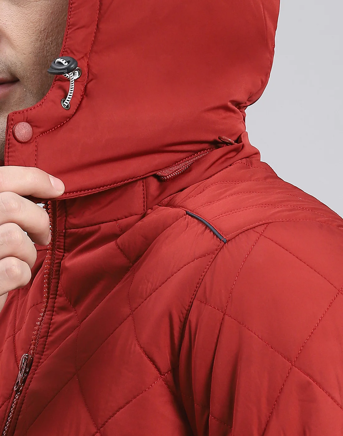 Men Red Solid Hooded Full Sleeve Jacket - Image 8