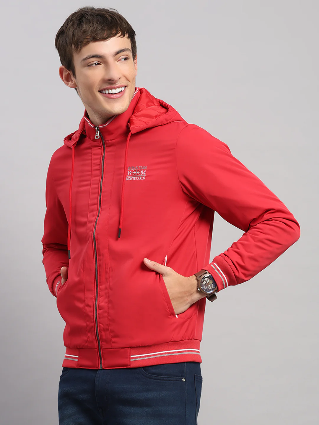 Men Red Solid Hooded Full Sleeve Jacket - Image 3