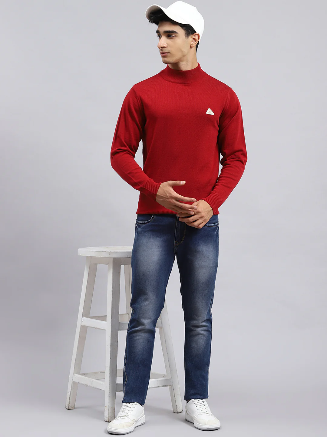Men Red Solid Pullover - Image 2
