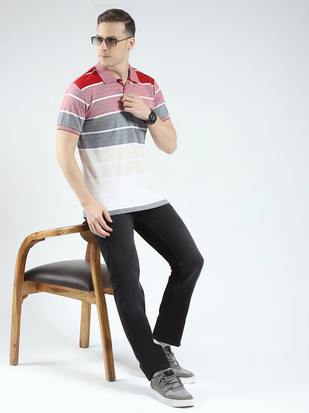 Men Red Stripe Collar Half Sleeve T-Shirt - Image 2