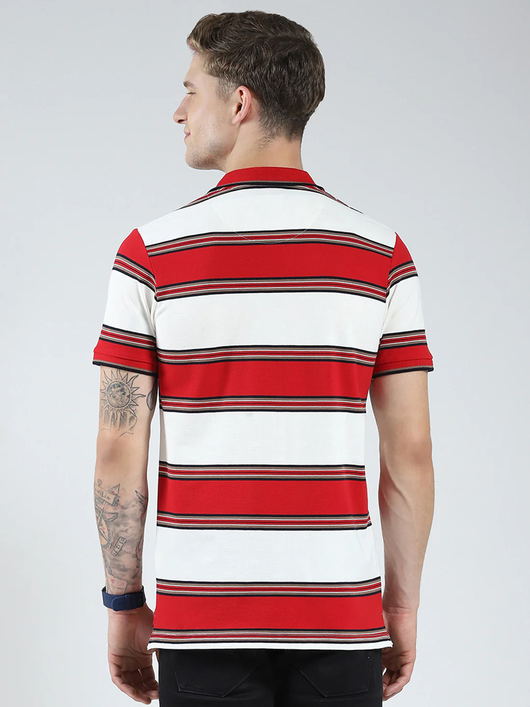 Men Red Stripe Collar Half Sleeve T-Shirt - Image 5