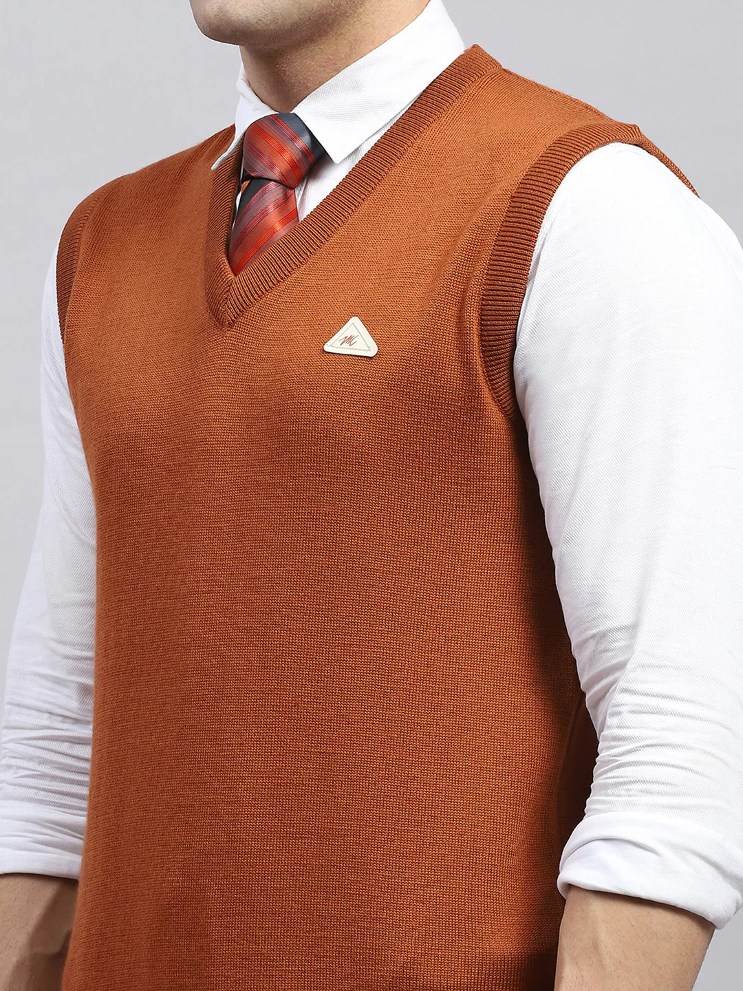 Men Rust Solid V Neck Sleeveless Sweater - Image 6