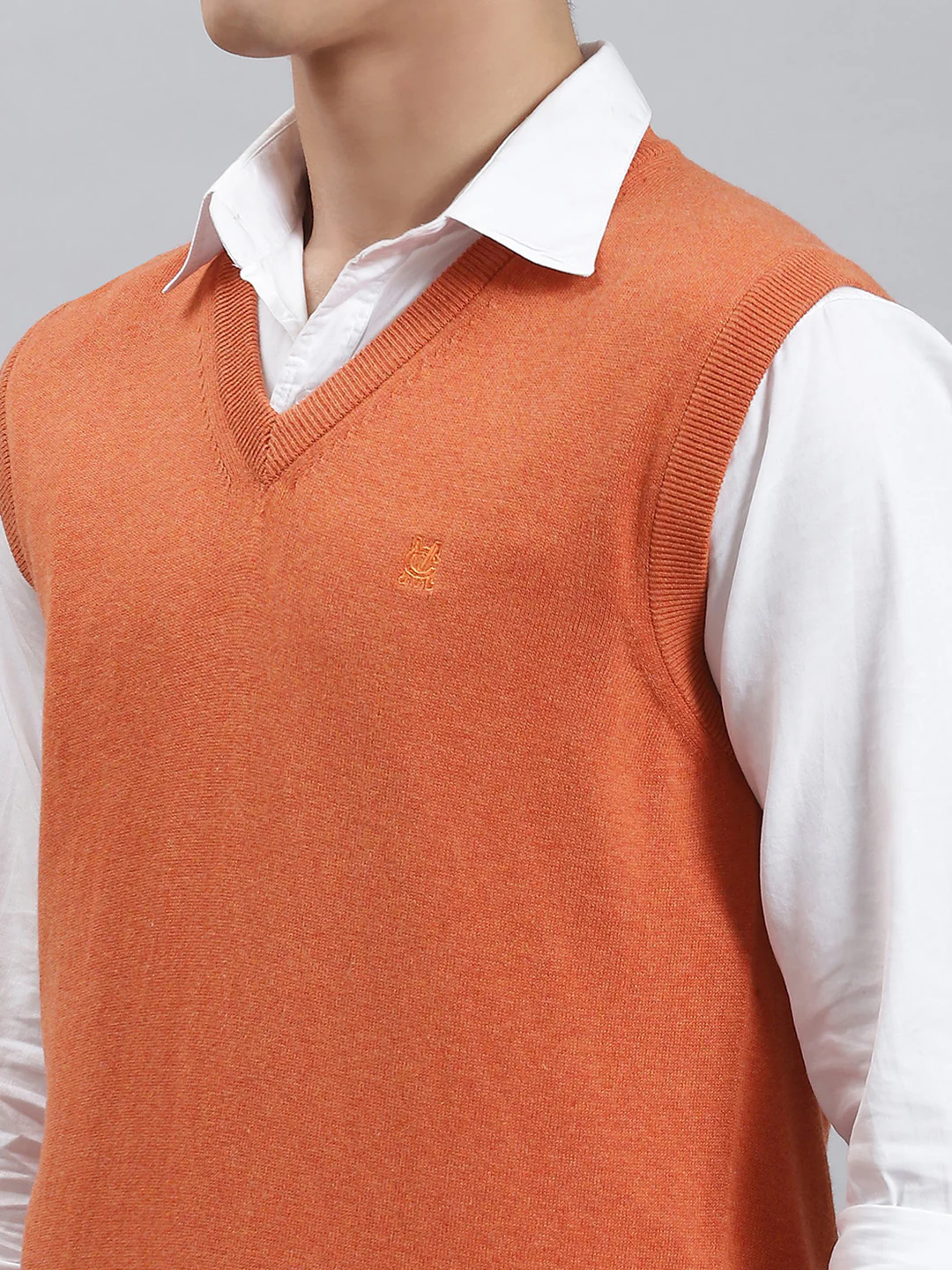 Men Rust Solid V Neck Sleeveless Sweaters/Pullovers - Image 6