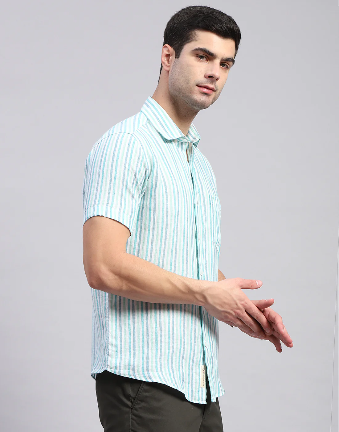 Men Sea Green Stripe Collar Half Sleeve Linen Shirt - Image 4