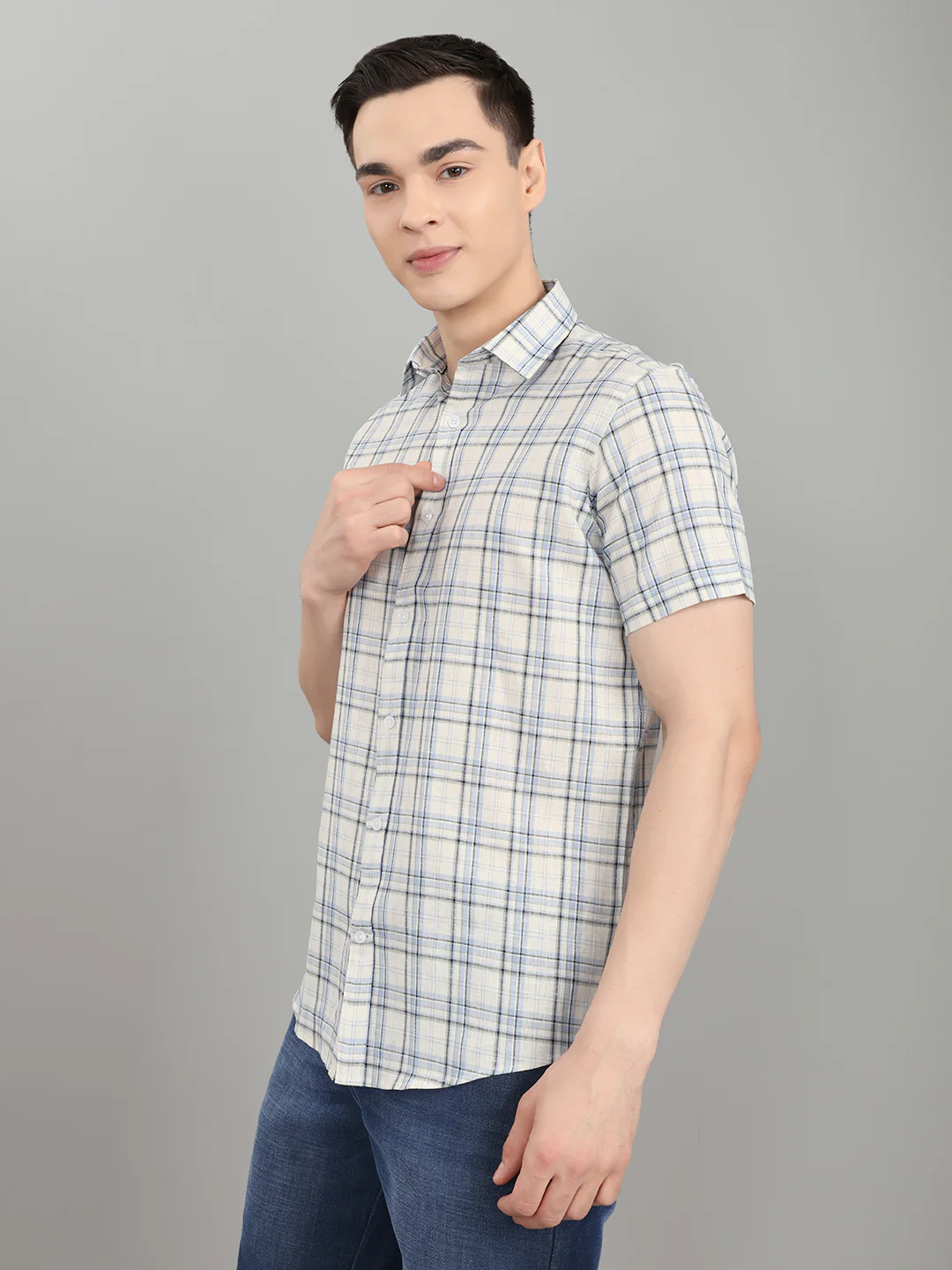 Men Sky Blue Check Collar Half Sleeve Shirt - Image 2