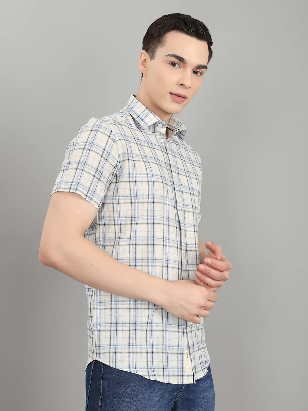Men Sky Blue Check Collar Half Sleeve Shirt - Image 3