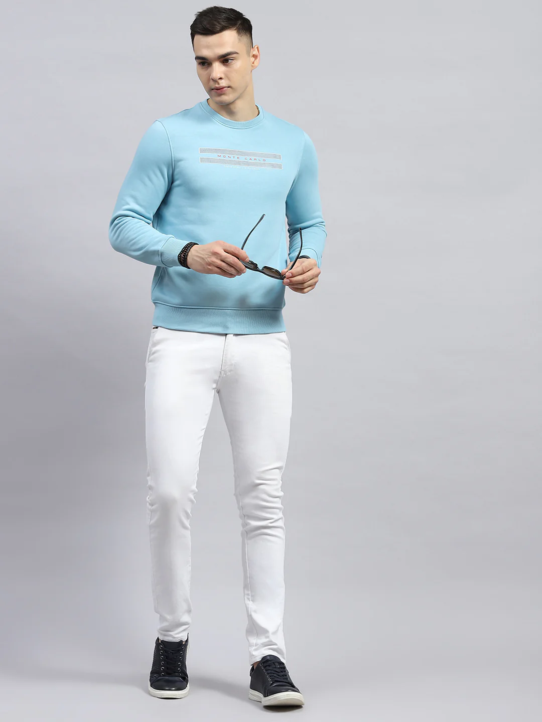 Men Sky Blue Printed Round Neck Full Sleeve Sweatshirt - Image 2