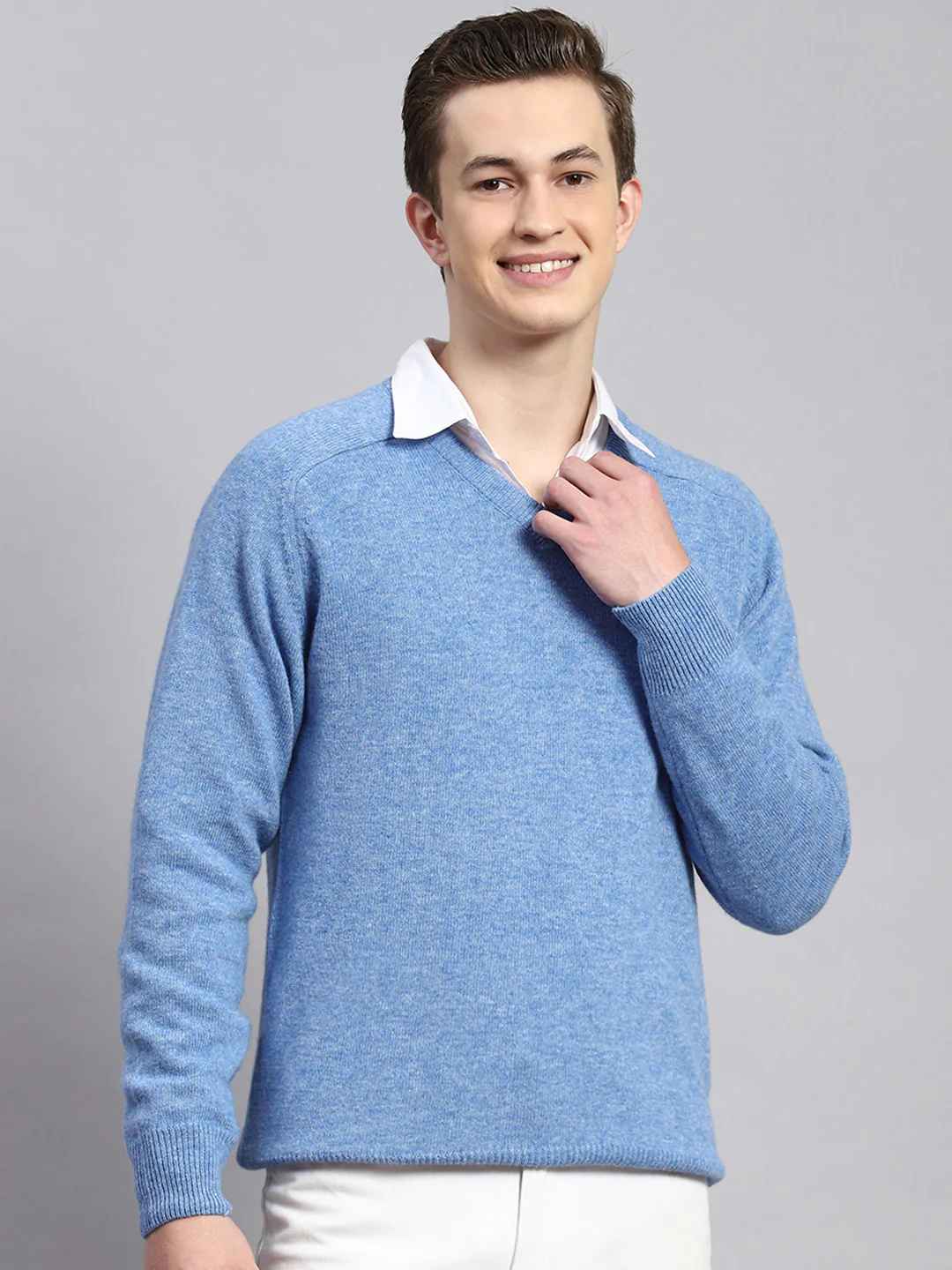 Men Sky Blue Solid Pullover - Image 2