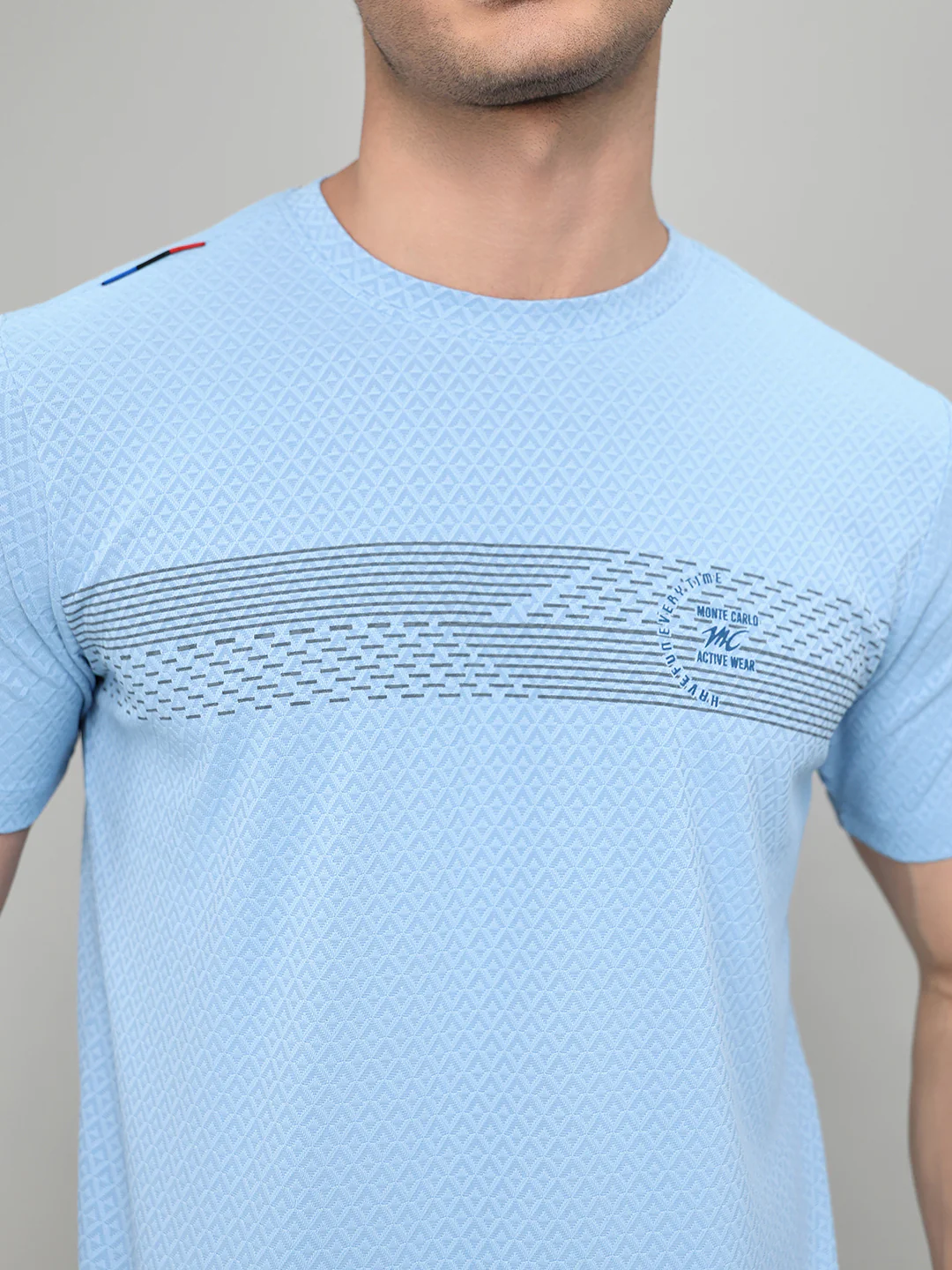 Men Sky Blue Solid Round Neck Half Sleeve T-Shirt - Image 5