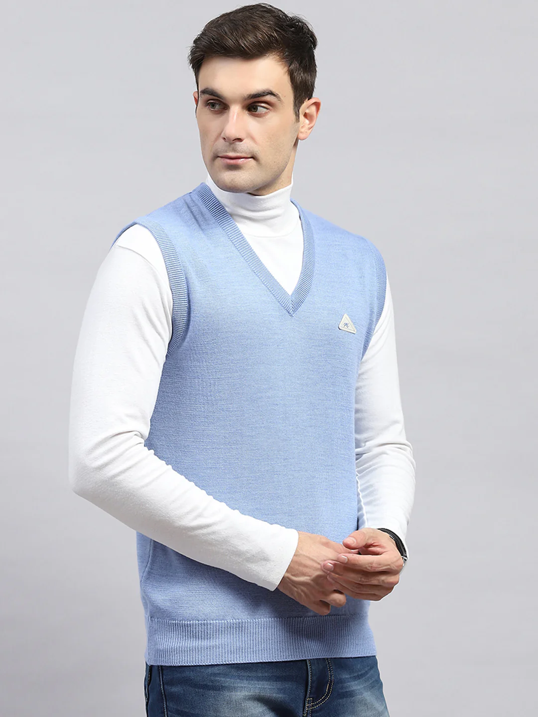 Men Sky Blue Solid V Neck Sleeveless Sweater - Image 4