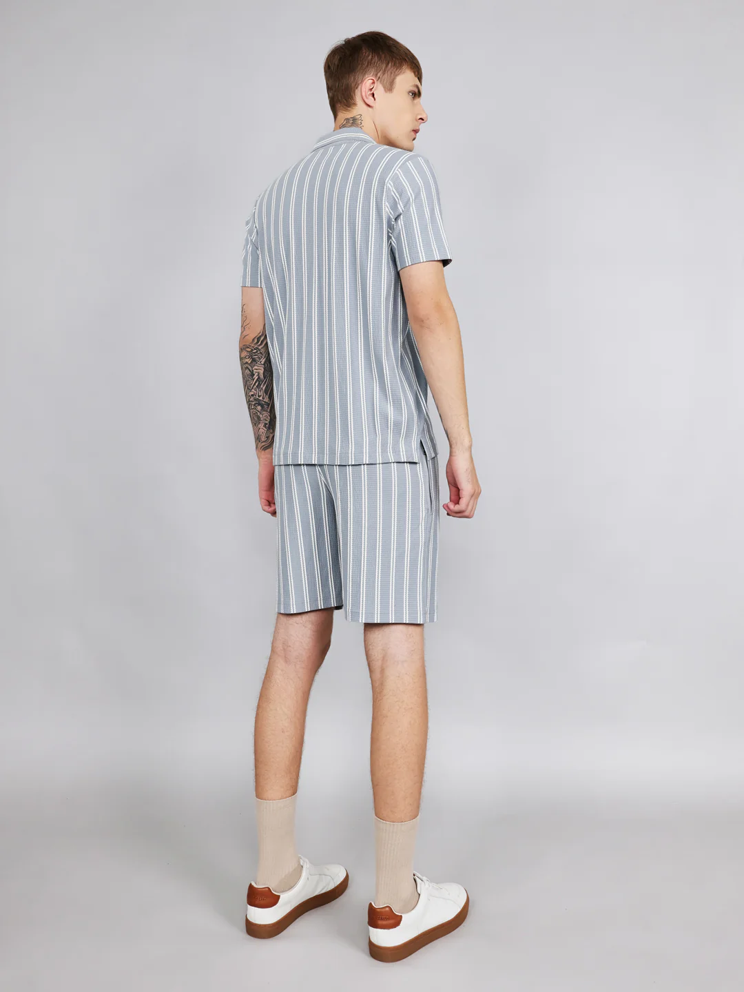 Men Sky Blue Stripe Regular Fit Bermuda Set - Image 4