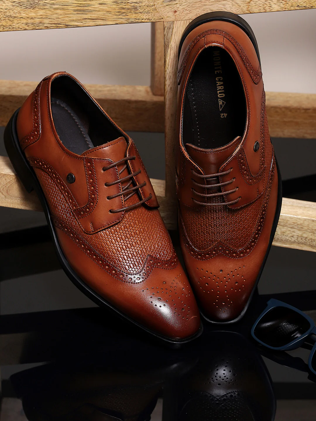 Men Tan Solid Lace Up Genuine Leather Formal Brogues - Image 9