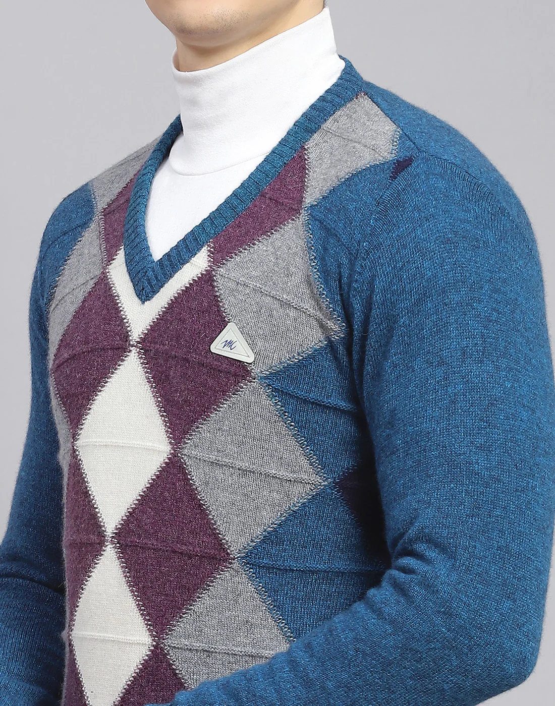 Men Teal Blue Self Design V Neck Full Sleeve Sweater - Image 8