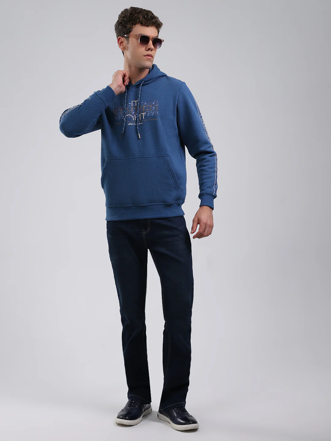 Men Teal Blue Solid Hooded Full Sleeve Sweatshirt - Image 2