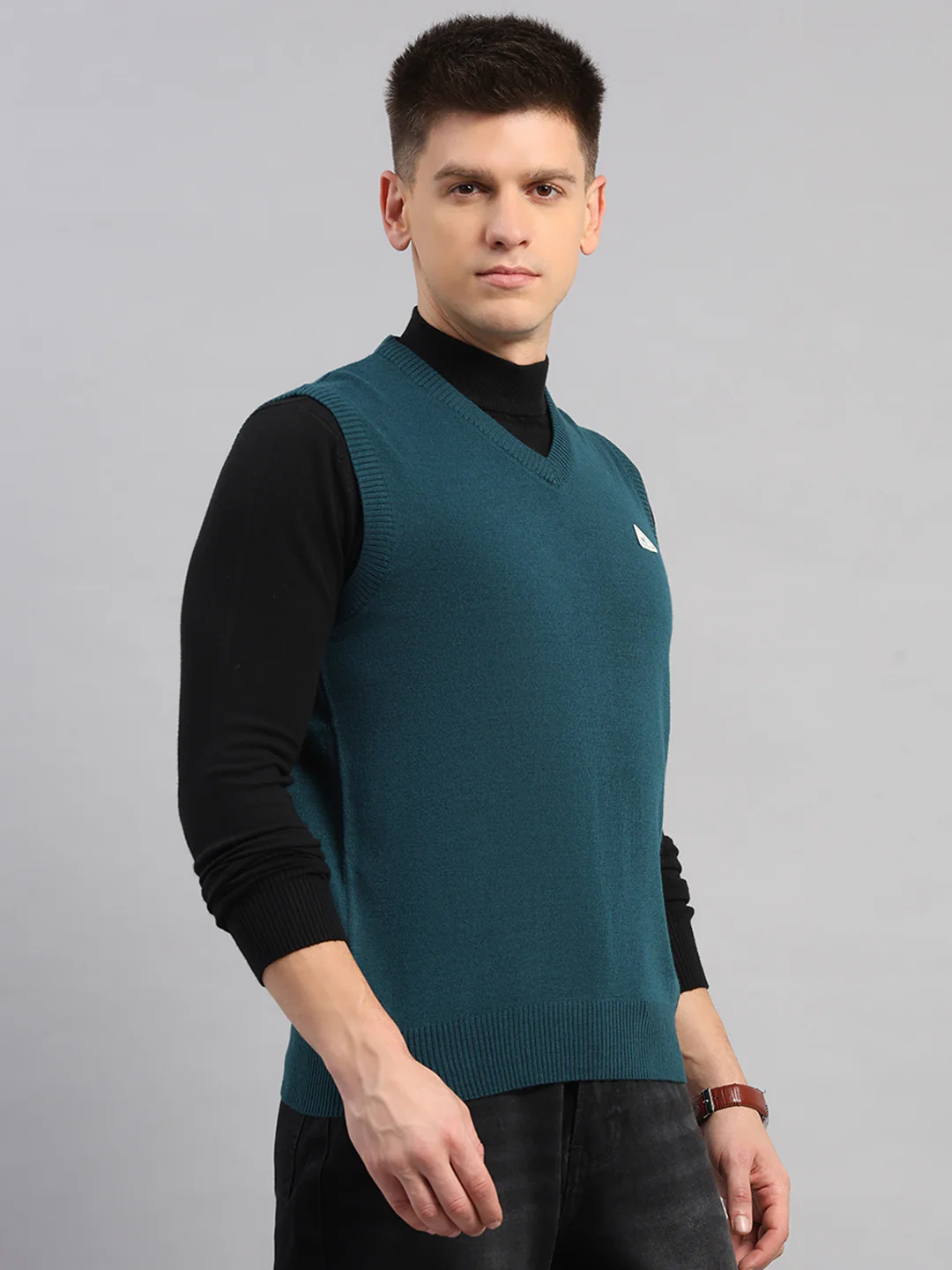 Men Teal Blue Solid V Neck Sleeveless Sweater - Image 4