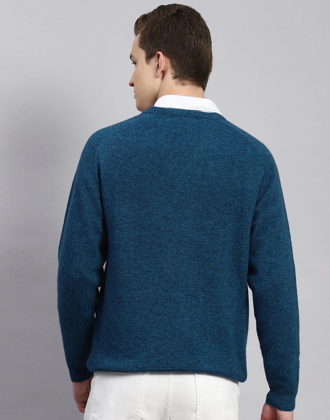 Men Turquoise Blue Solid V Neck Full Sleeve Pullover - Image 5