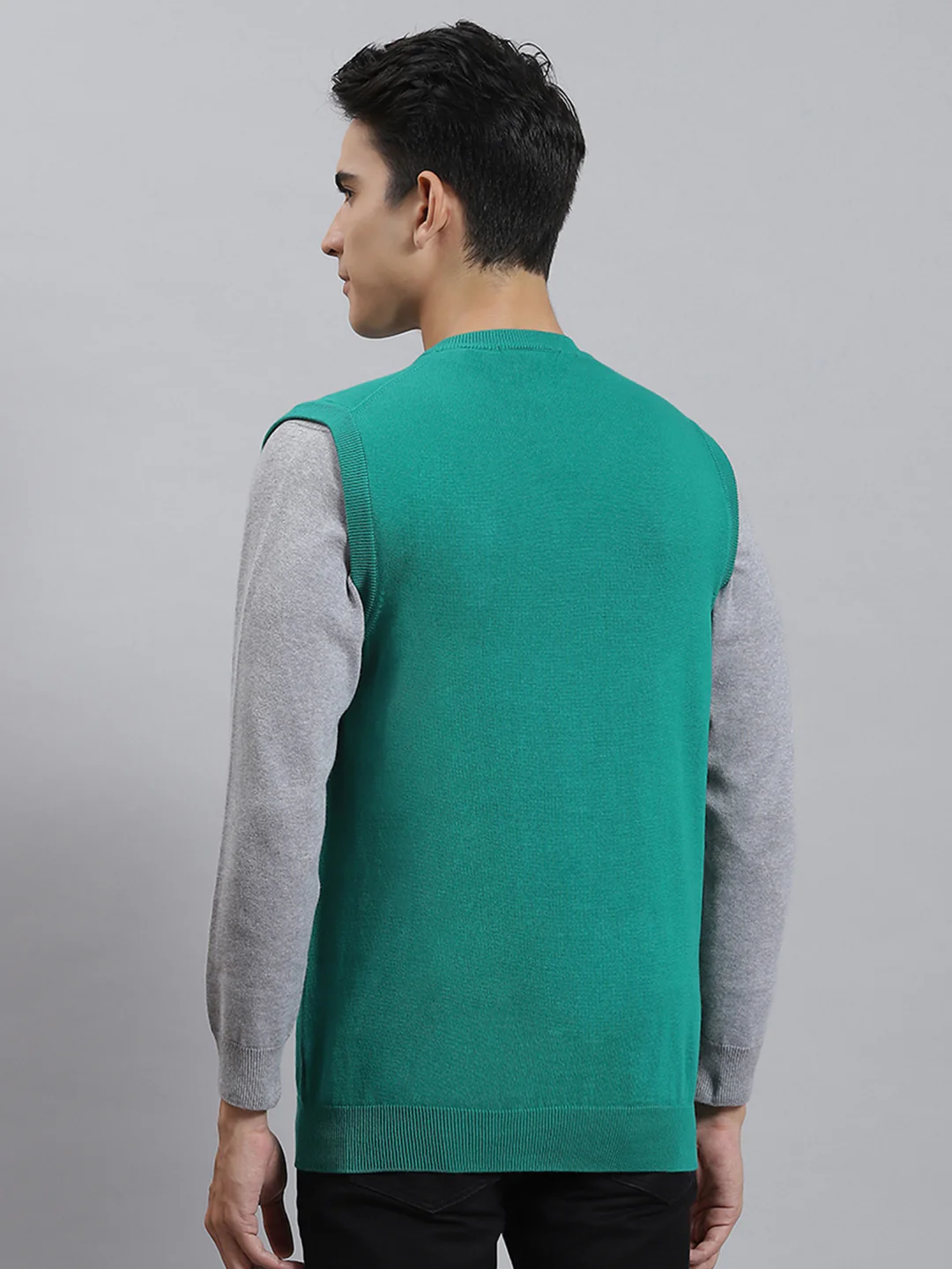 Men Turquoise Blue Solid V Neck Sleeveless Sweaters/Pullovers - Image 5