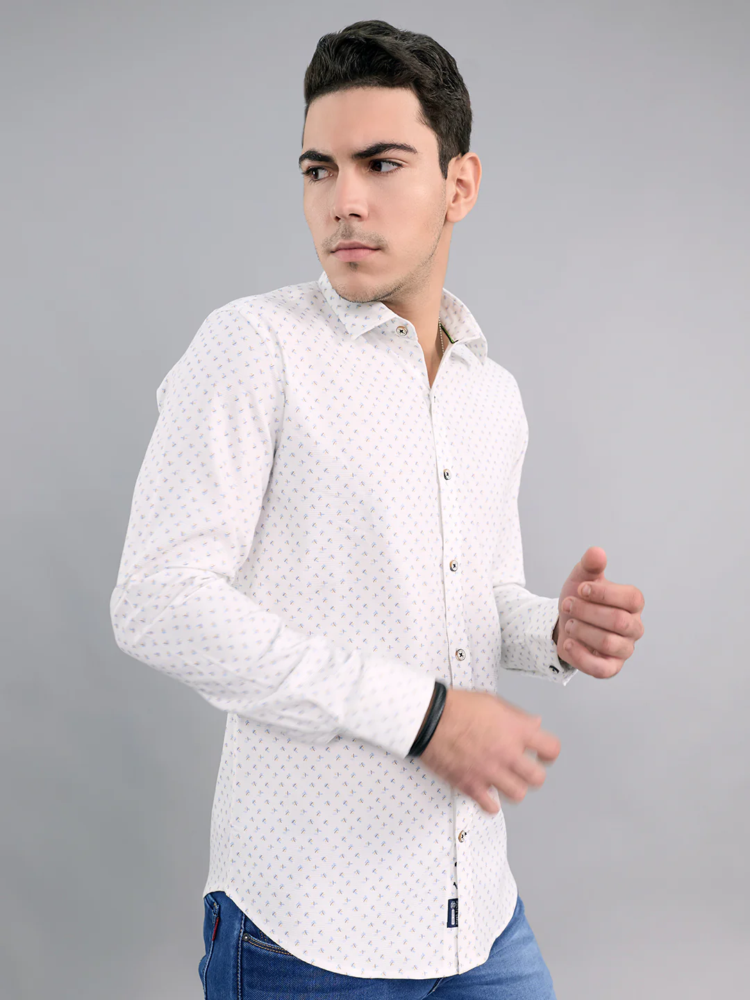 Men White Printed Collar Full Sleeve Shirt - Image 2