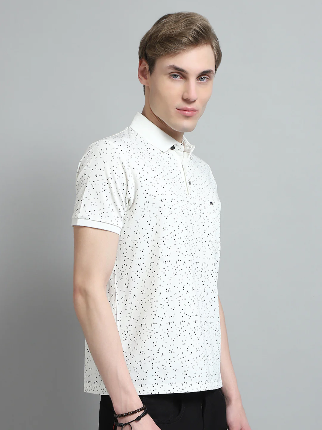 Men White Printed Collar Half Sleeve T-Shirt - Image 4