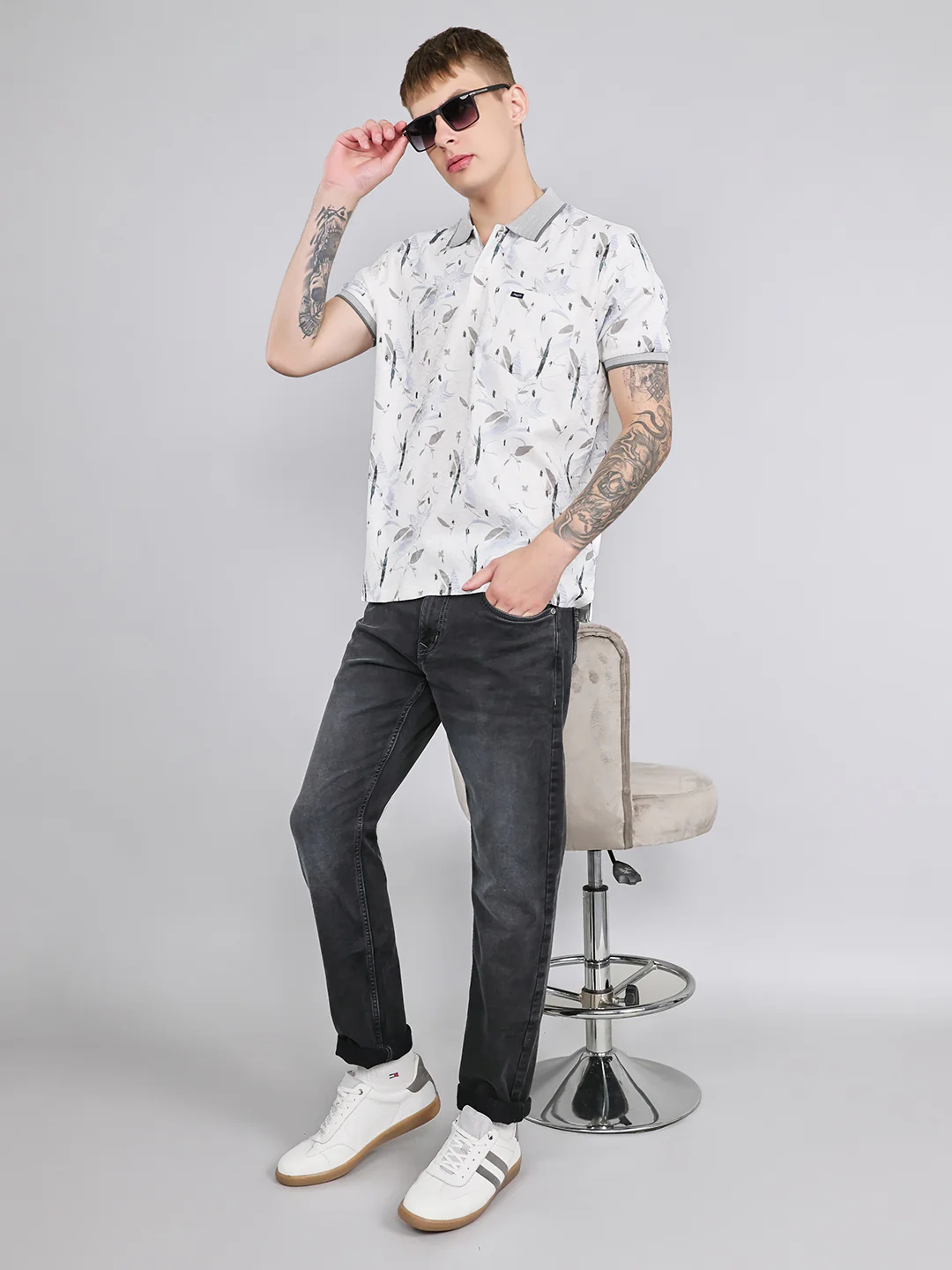 Men White Printed Collar Half Sleeve T-Shirt - Image 6