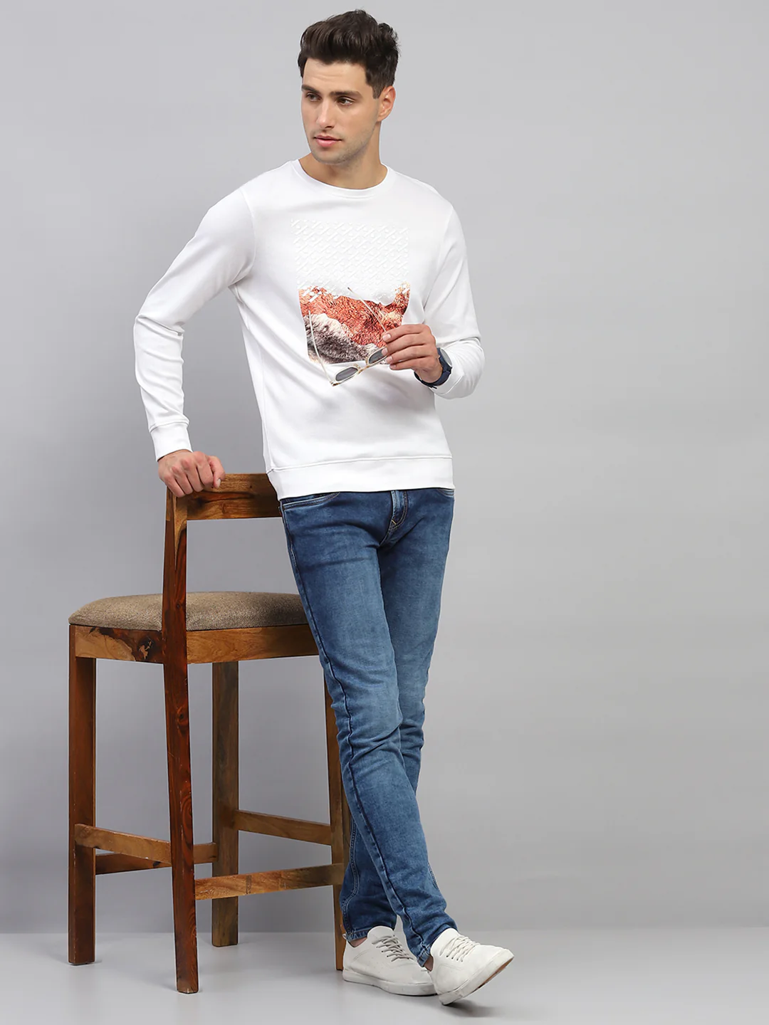 Men White Printed Round Neck Full Sleeve Sweatshirt - Image 2