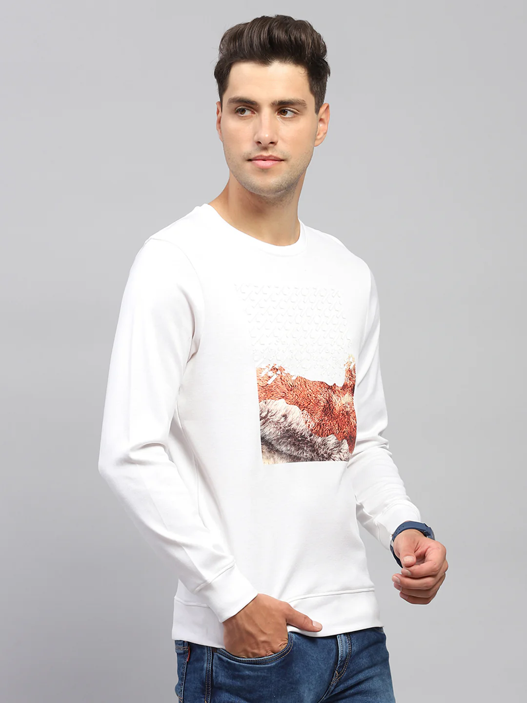 Men White Printed Round Neck Full Sleeve Sweatshirt - Image 4