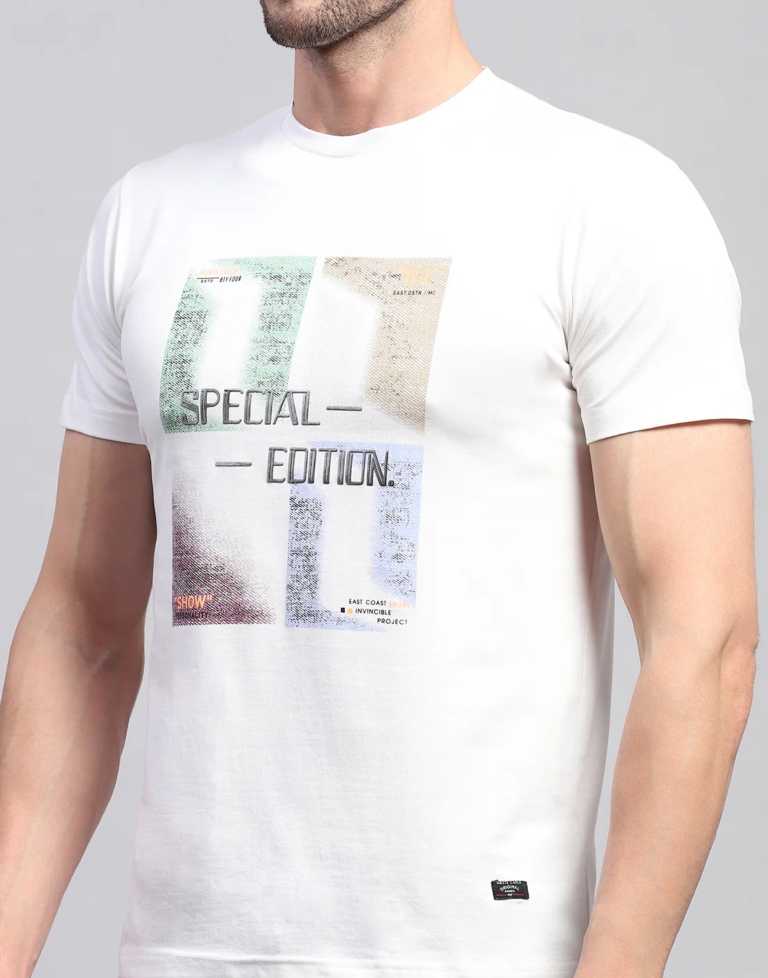 Men White Printed Round Neck Half Sleeve T-Shirt - Image 7
